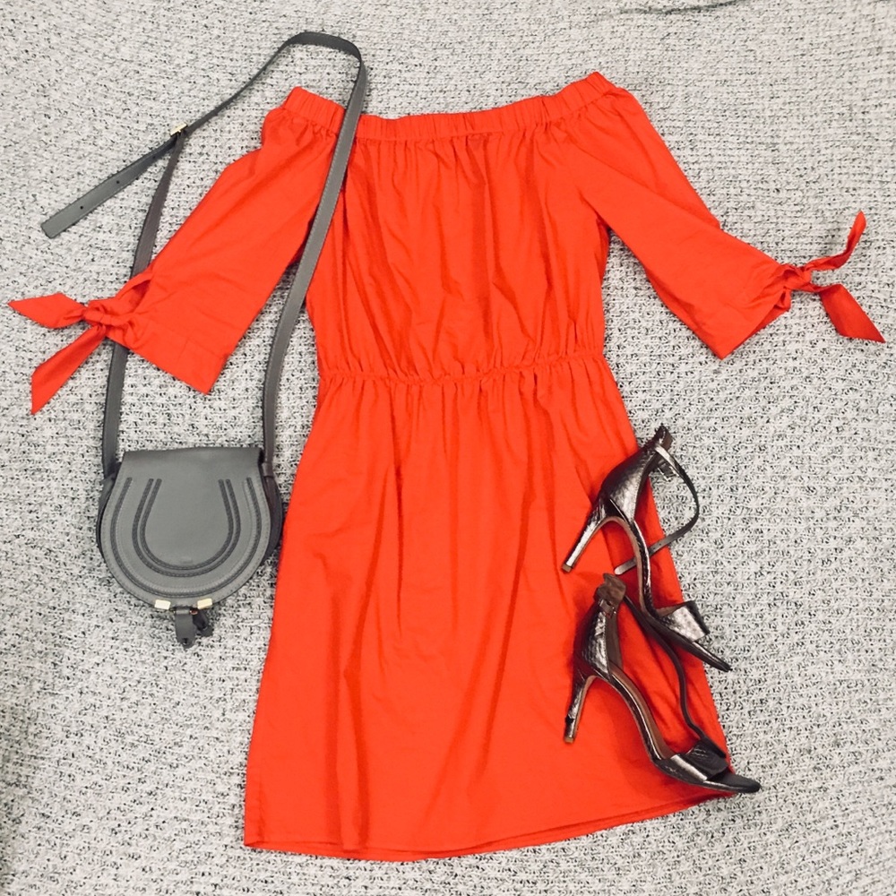 Off-the-shoulder red H&M Dress